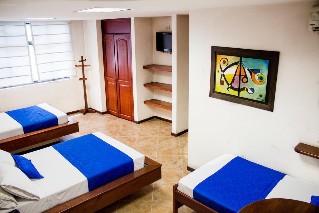 Hotel Plaza Mayor ميديلين المظهر الخارجي الصورة