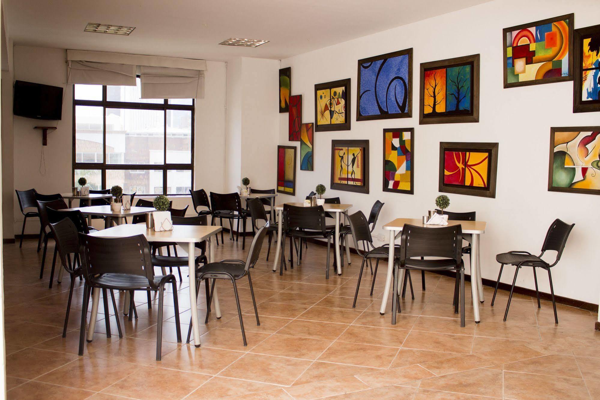 Hotel Plaza Mayor ميديلين المظهر الخارجي الصورة